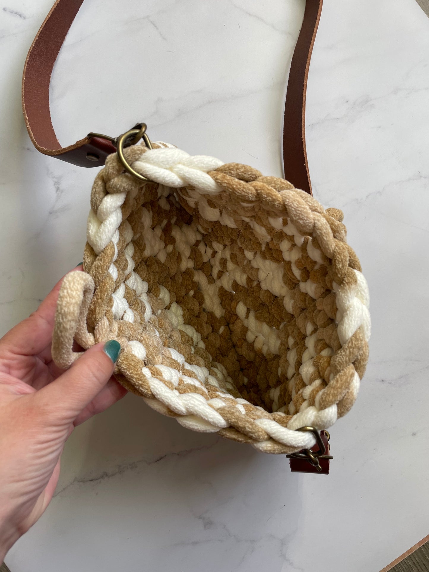The Chelsea Bag: Tan Chunky Crochet Crossbody Purse