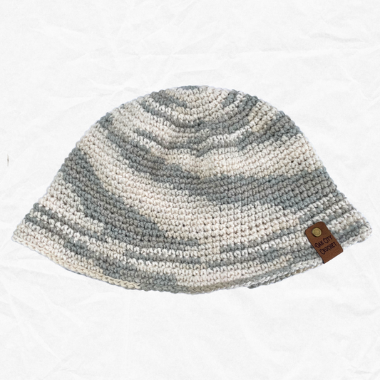 Shakedown Swirl Crochet Bucket Hat in Gray and White
